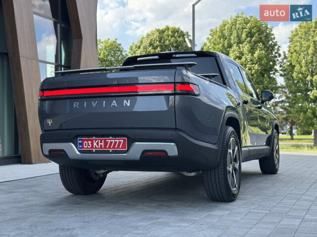 Серый Rivian R1T, объемом двигателя 0 л и пробегом 40 тыс. км за 54000 $, фото 5 на Automoto.ua