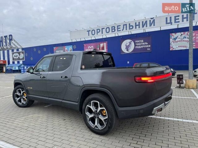 Сірий Rivian R1T, об'ємом двигуна 0 л та пробігом 68 тис. км за 37300 $, фото 5 на Automoto.ua