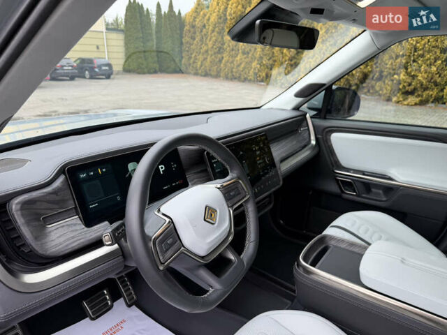 Сірий Rivian R1T, об'ємом двигуна 0 л та пробігом 56 тис. км за 42850 $, фото 28 на Automoto.ua