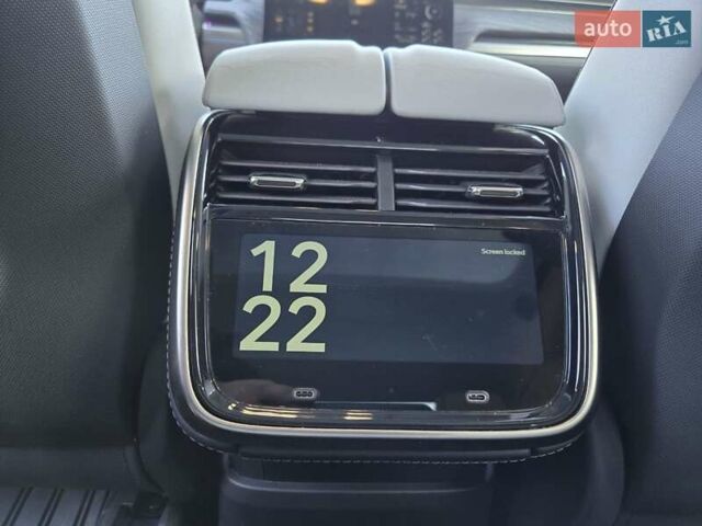 Сірий Rivian R1T, об'ємом двигуна 0 л та пробігом 59 тис. км за 52499 $, фото 25 на Automoto.ua