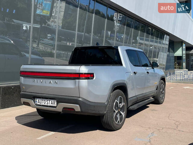 Сірий Rivian R1T, об'ємом двигуна 0 л та пробігом 20 тис. км за 57699 $, фото 4 на Automoto.ua