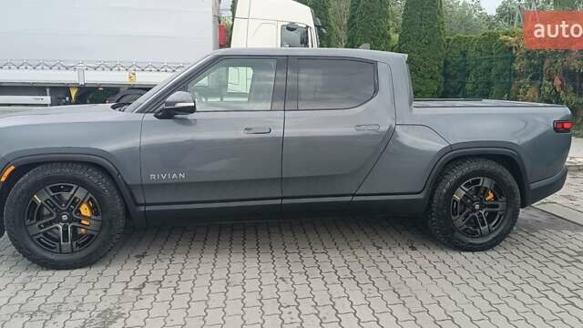 Сірий Rivian R1T, об'ємом двигуна 0 л та пробігом 50 тис. км за 45000 $, фото 9 на Automoto.ua