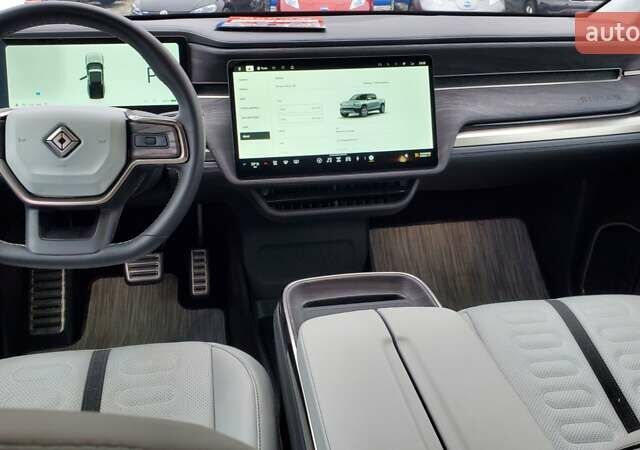 Серый Rivian R1T, объемом двигателя 0 л и пробегом 7 тыс. км за 54950 $, фото 43 на Automoto.ua