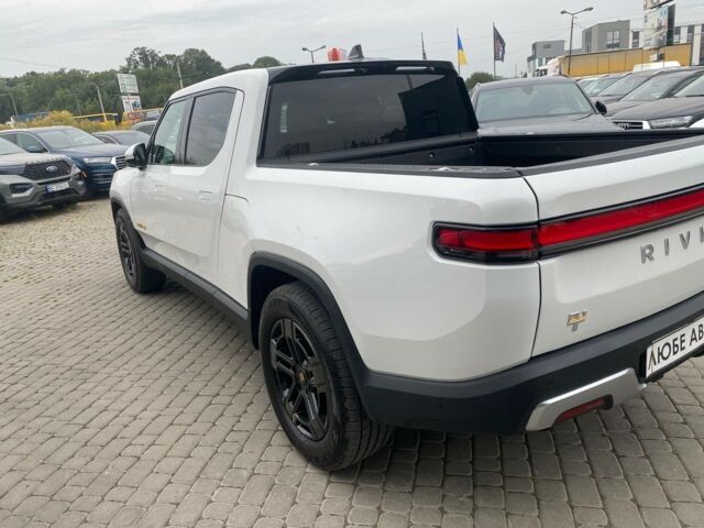Серый Rivian R1T, объемом двигателя 100 л и пробегом 30 тыс. км за 65000 $, фото 5 на Automoto.ua