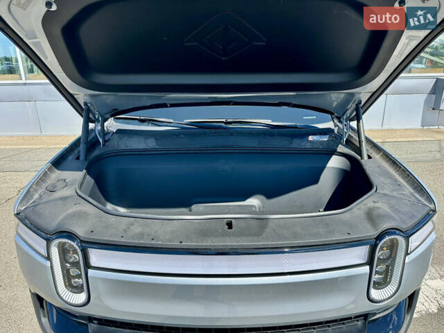 Серый Rivian R1T, объемом двигателя 0 л и пробегом 9 тыс. км за 49990 $, фото 14 на Automoto.ua