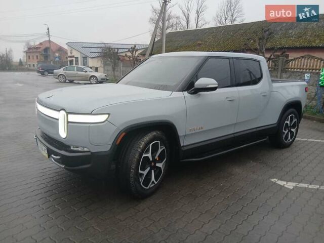 Сірий Rivian R1T, об'ємом двигуна 0 л та пробігом 49 тис. км за 43500 $, фото 1 на Automoto.ua