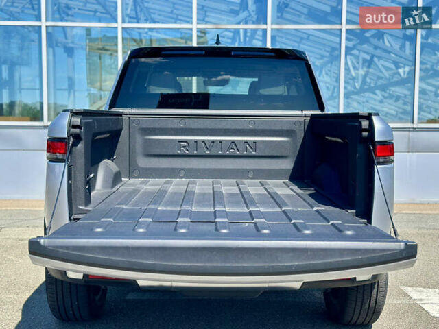 Серый Rivian R1T, объемом двигателя 0 л и пробегом 9 тыс. км за 49990 $, фото 23 на Automoto.ua