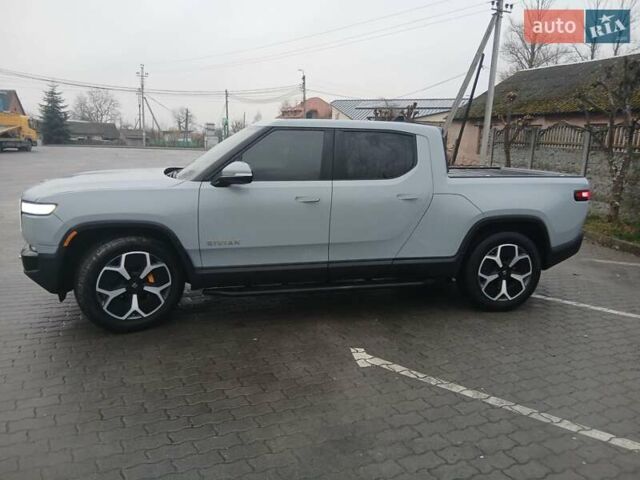 Сірий Rivian R1T, об'ємом двигуна 0 л та пробігом 49 тис. км за 43500 $, фото 2 на Automoto.ua