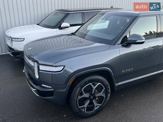 Серый Rivian R1T, объемом двигателя 0 л и пробегом 3 тыс. км за 57800 $, фото 79 на Automoto.ua