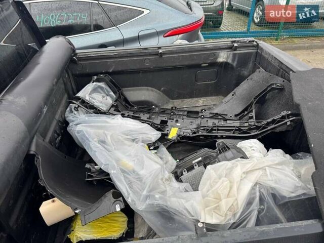 Сірий Rivian R1T, об'ємом двигуна 0 л та пробігом 62 тис. км за 32500 $, фото 21 на Automoto.ua