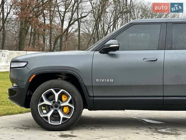 Сірий Rivian R1T, об'ємом двигуна 0 л та пробігом 43 тис. км за 41000 $, фото 8 на Automoto.ua
