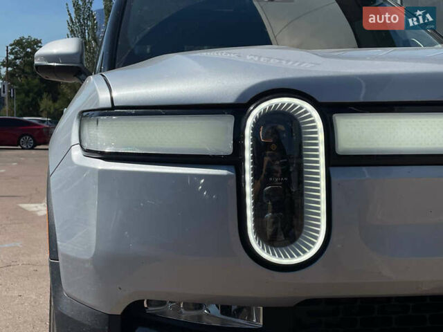 Сірий Rivian R1T, об'ємом двигуна 0 л та пробігом 20 тис. км за 57699 $, фото 32 на Automoto.ua
