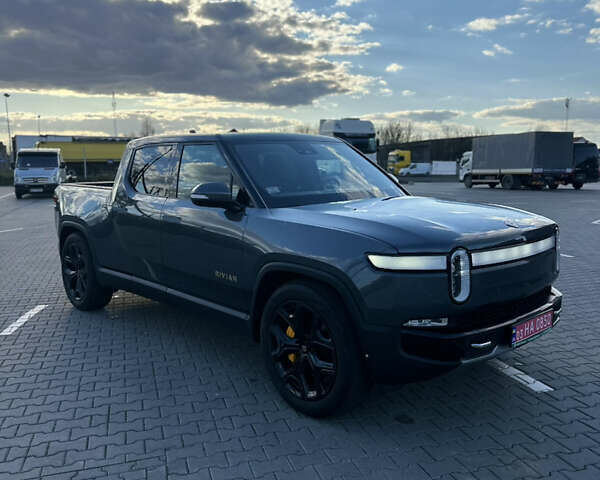 Серый Rivian R1T, объемом двигателя 0 л и пробегом 75 тыс. км за 43500 $, фото 6 на Automoto.ua