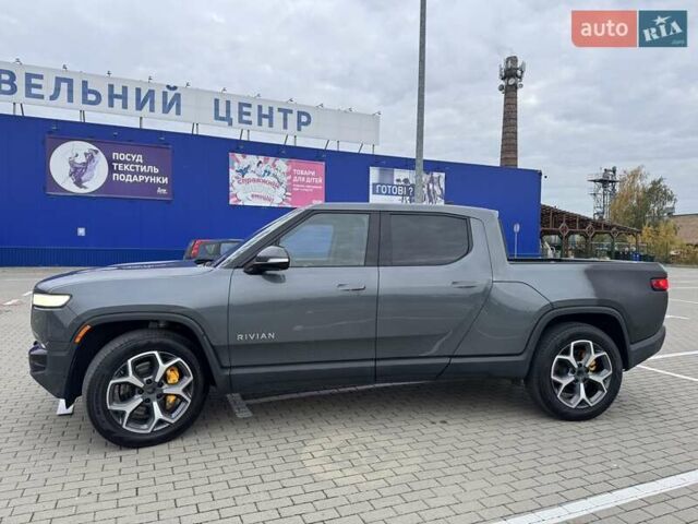 Сірий Rivian R1T, об'ємом двигуна 0 л та пробігом 68 тис. км за 37300 $, фото 4 на Automoto.ua