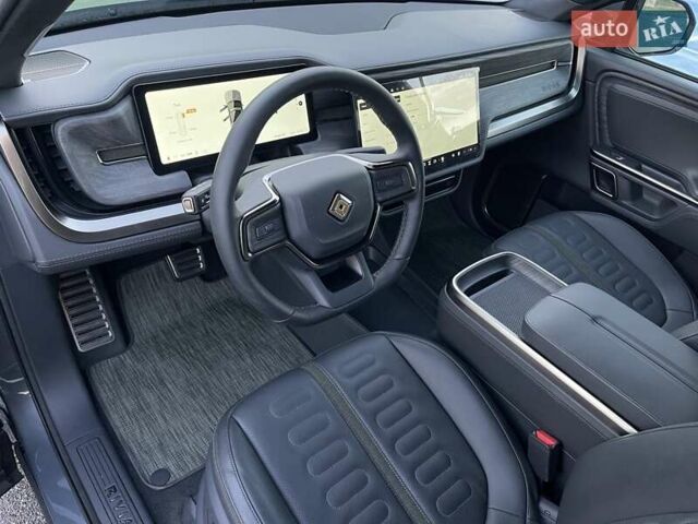 Серый Rivian R1T, объемом двигателя 0 л и пробегом 3 тыс. км за 57800 $, фото 32 на Automoto.ua