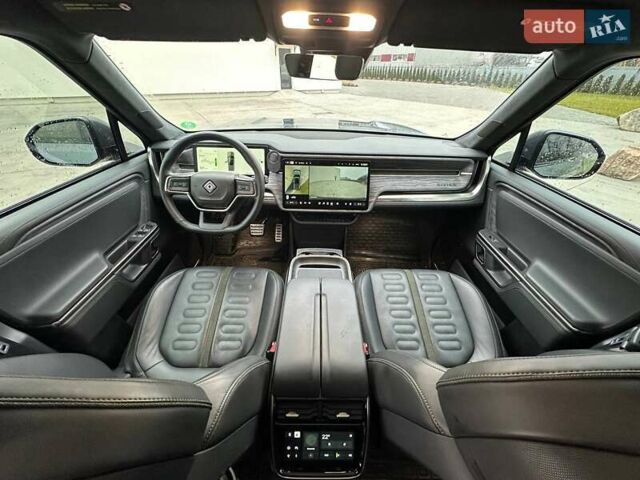 Сірий Rivian R1T, об'ємом двигуна 0 л та пробігом 43 тис. км за 41000 $, фото 22 на Automoto.ua
