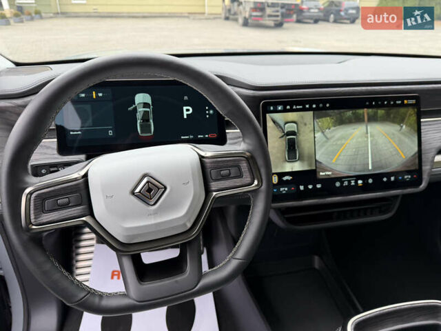 Сірий Rivian R1T, об'ємом двигуна 0 л та пробігом 56 тис. км за 42850 $, фото 40 на Automoto.ua