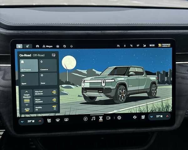 Сірий Rivian R1T, об'ємом двигуна 0 л та пробігом 68 тис. км за 37300 $, фото 33 на Automoto.ua