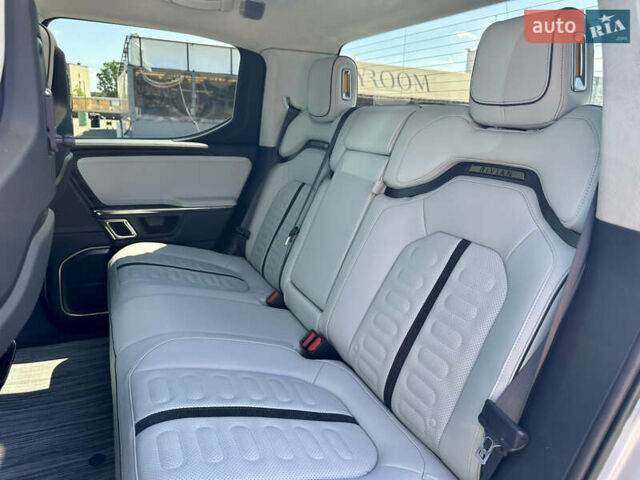 Серый Rivian R1T, объемом двигателя 0 л и пробегом 9 тыс. км за 49990 $, фото 40 на Automoto.ua