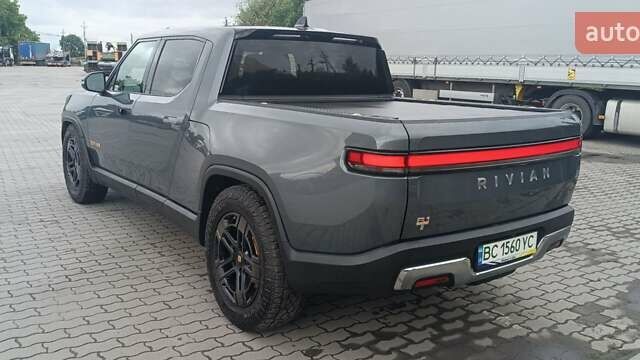 Сірий Rivian R1T, об'ємом двигуна 0 л та пробігом 50 тис. км за 45000 $, фото 3 на Automoto.ua