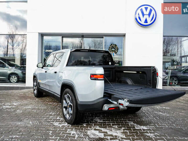 Серый Rivian R1T, объемом двигателя 0 л и пробегом 44 тыс. км за 49999 $, фото 17 на Automoto.ua