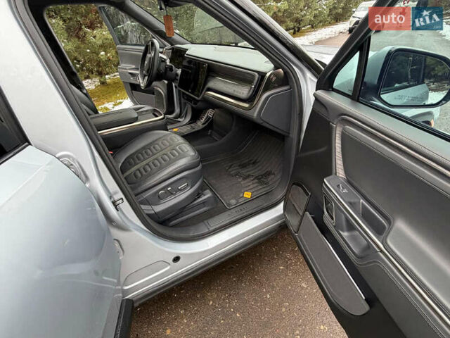 Сірий Rivian R1T, об'ємом двигуна 0 л та пробігом 63 тис. км за 43500 $, фото 36 на Automoto.ua