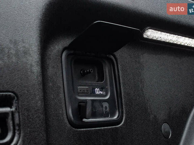 Сірий Rivian R1T, об'ємом двигуна 0 л та пробігом 20 тис. км за 52000 $, фото 22 на Automoto.ua