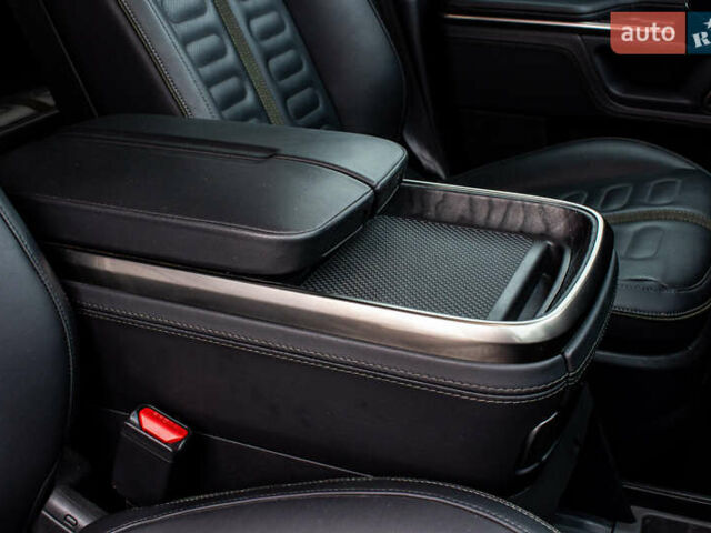 Сірий Rivian R1T, об'ємом двигуна 0 л та пробігом 20 тис. км за 52000 $, фото 63 на Automoto.ua