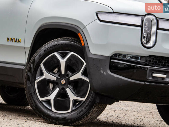 Сірий Rivian R1T, об'ємом двигуна 0 л та пробігом 20 тис. км за 52000 $, фото 42 на Automoto.ua