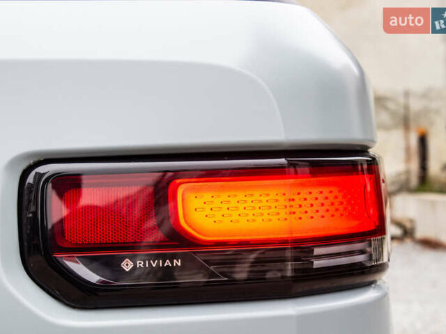 Сірий Rivian R1T, об'ємом двигуна 0 л та пробігом 20 тис. км за 52000 $, фото 41 на Automoto.ua
