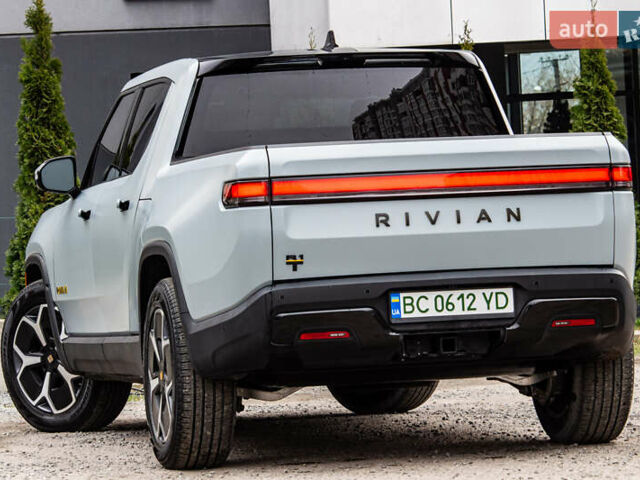 Сірий Rivian R1T, об'ємом двигуна 0 л та пробігом 20 тис. км за 52000 $, фото 7 на Automoto.ua