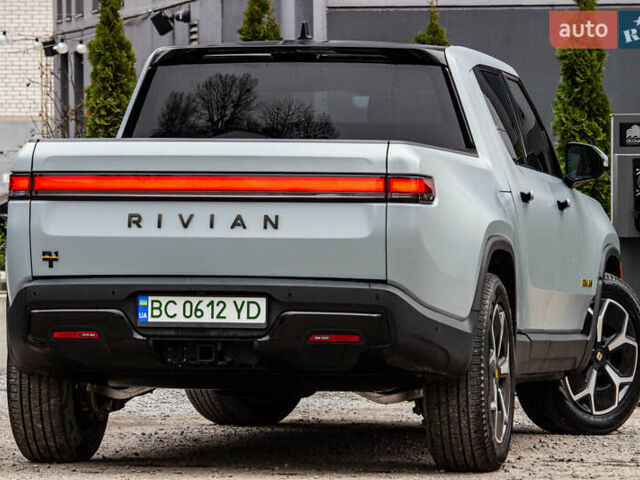 Сірий Rivian R1T, об'ємом двигуна 0 л та пробігом 20 тис. км за 52000 $, фото 9 на Automoto.ua