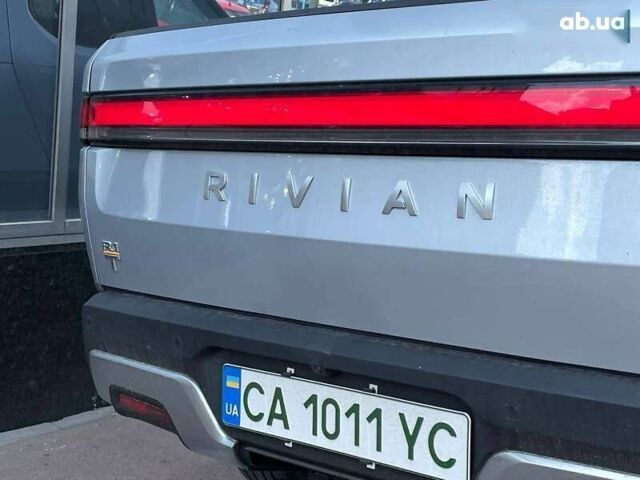 Серый Rivian R1T, объемом двигателя 0 л и пробегом 25 тыс. км за 58900 $, фото 11 на Automoto.ua