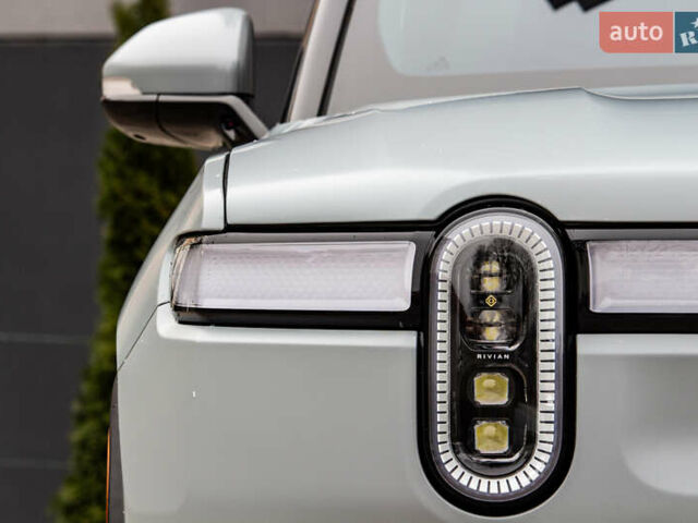 Сірий Rivian R1T, об'ємом двигуна 0 л та пробігом 20 тис. км за 52000 $, фото 13 на Automoto.ua