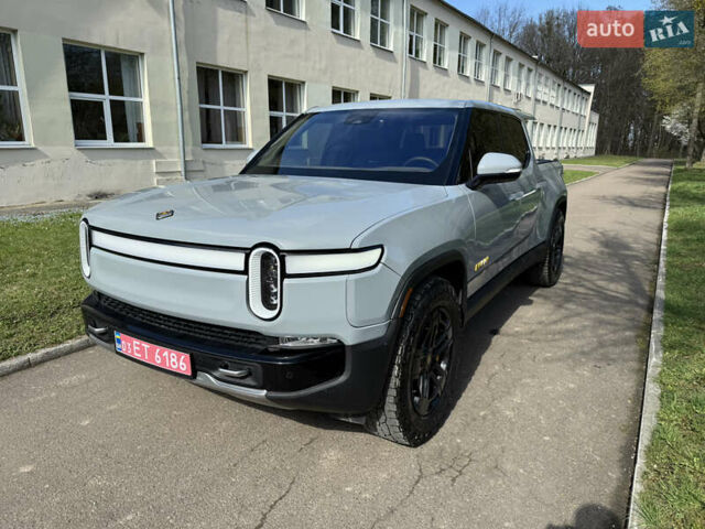 Сірий Rivian R1T, об'ємом двигуна 0 л та пробігом 65 тис. км за 41900 $, фото 5 на Automoto.ua
