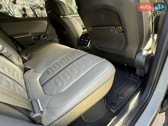 Сірий Rivian R1T, об'ємом двигуна 0 л та пробігом 65 тис. км за 41900 $, фото 22 на Automoto.ua