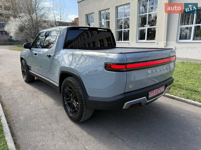 Сірий Rivian R1T, об'ємом двигуна 0 л та пробігом 65 тис. км за 41900 $, фото 6 на Automoto.ua