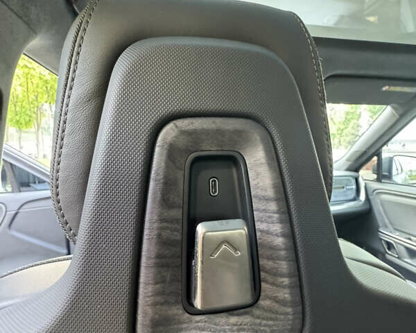 Серый Rivian R1T, объемом двигателя 0 л и пробегом 50 тыс. км за 49999 $, фото 44 на Automoto.ua