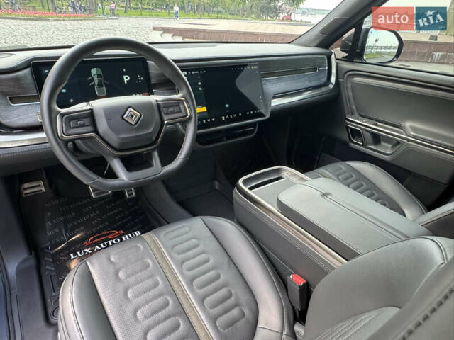 Серый Rivian R1T, объемом двигателя 0 л и пробегом 50 тыс. км за 49999 $, фото 23 на Automoto.ua
