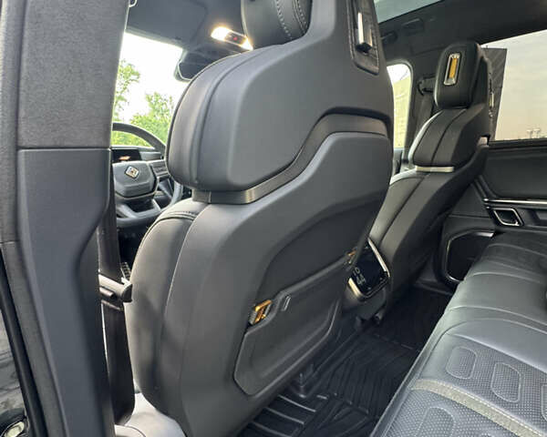 Серый Rivian R1T, объемом двигателя 0 л и пробегом 50 тыс. км за 49999 $, фото 40 на Automoto.ua