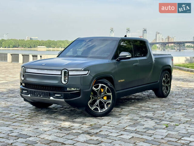 Серый Rivian R1T, объемом двигателя 0 л и пробегом 50 тыс. км за 49999 $, фото 1 на Automoto.ua