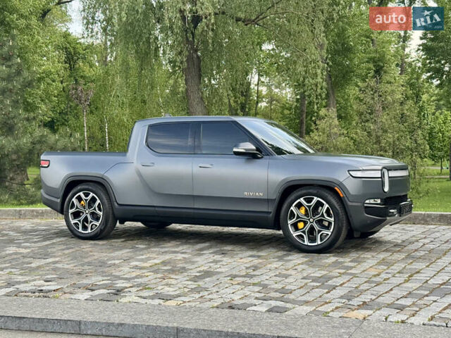Серый Rivian R1T, объемом двигателя 0 л и пробегом 50 тыс. км за 49999 $, фото 4 на Automoto.ua