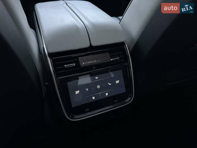 Rivian R1T 2023 у Ужгороді на Automoto.ua Сірий Rivian R1T, об'ємом двигуна 0 л та пробігом 34 тис. км за 46900 $, фото 27 на Automoto.ua