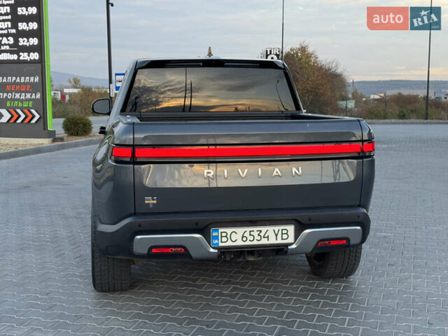 Rivian R1T 2023 у Ужгороді на Automoto.ua Сірий Rivian R1T, об'ємом двигуна 0 л та пробігом 34 тис. км за 46900 $, фото 6 на Automoto.ua