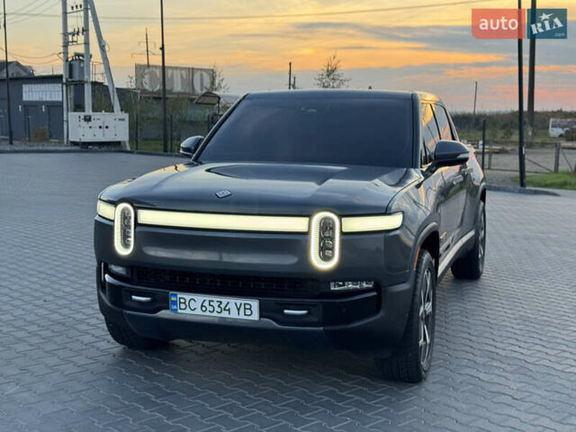 Rivian R1T 2023 у Ужгороді на Automoto.ua Сірий Rivian R1T, об'ємом двигуна 0 л та пробігом 34 тис. км за 46900 $, фото 1 на Automoto.ua