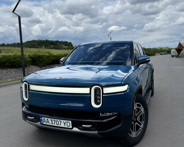 Синий Rivian R1T, объемом двигателя 0 л и пробегом 73 тыс. км за 48000 $, фото 1 на Automoto.ua