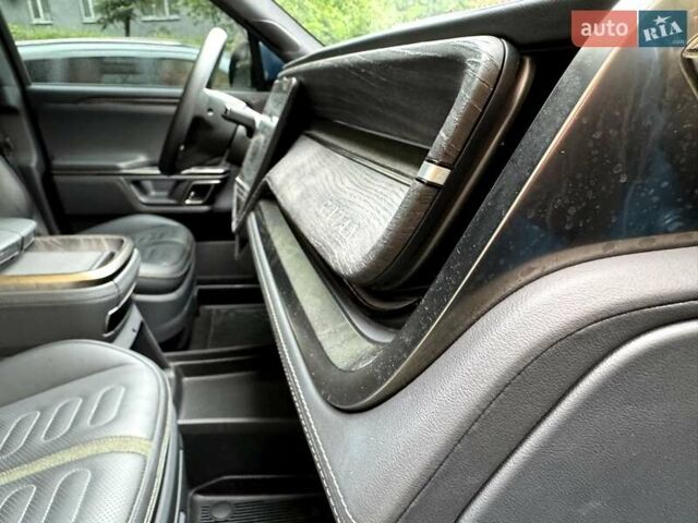 Синий Rivian R1T, объемом двигателя 0 л и пробегом 11 тыс. км за 50000 $, фото 25 на Automoto.ua