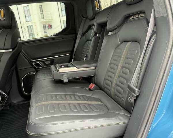 Синий Rivian R1T, объемом двигателя 0 л и пробегом 58 тыс. км за 42000 $, фото 50 на Automoto.ua
