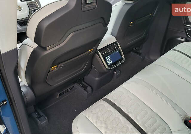 Синій Rivian R1T, об'ємом двигуна 0 л та пробігом 82 тис. км за 44000 $, фото 5 на Automoto.ua