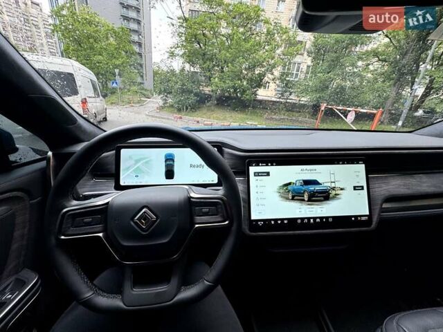 Синий Rivian R1T, объемом двигателя 0 л и пробегом 11 тыс. км за 50000 $, фото 18 на Automoto.ua